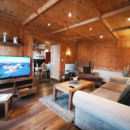Апартаменты A Traumhafte Zirbenwohnung Пруц