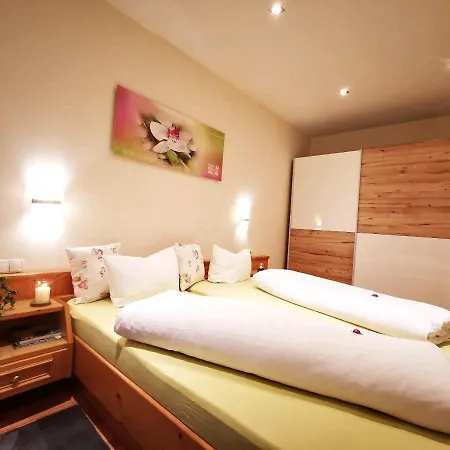 Apartment A Traumhafte Zirbenwohnung Prutz